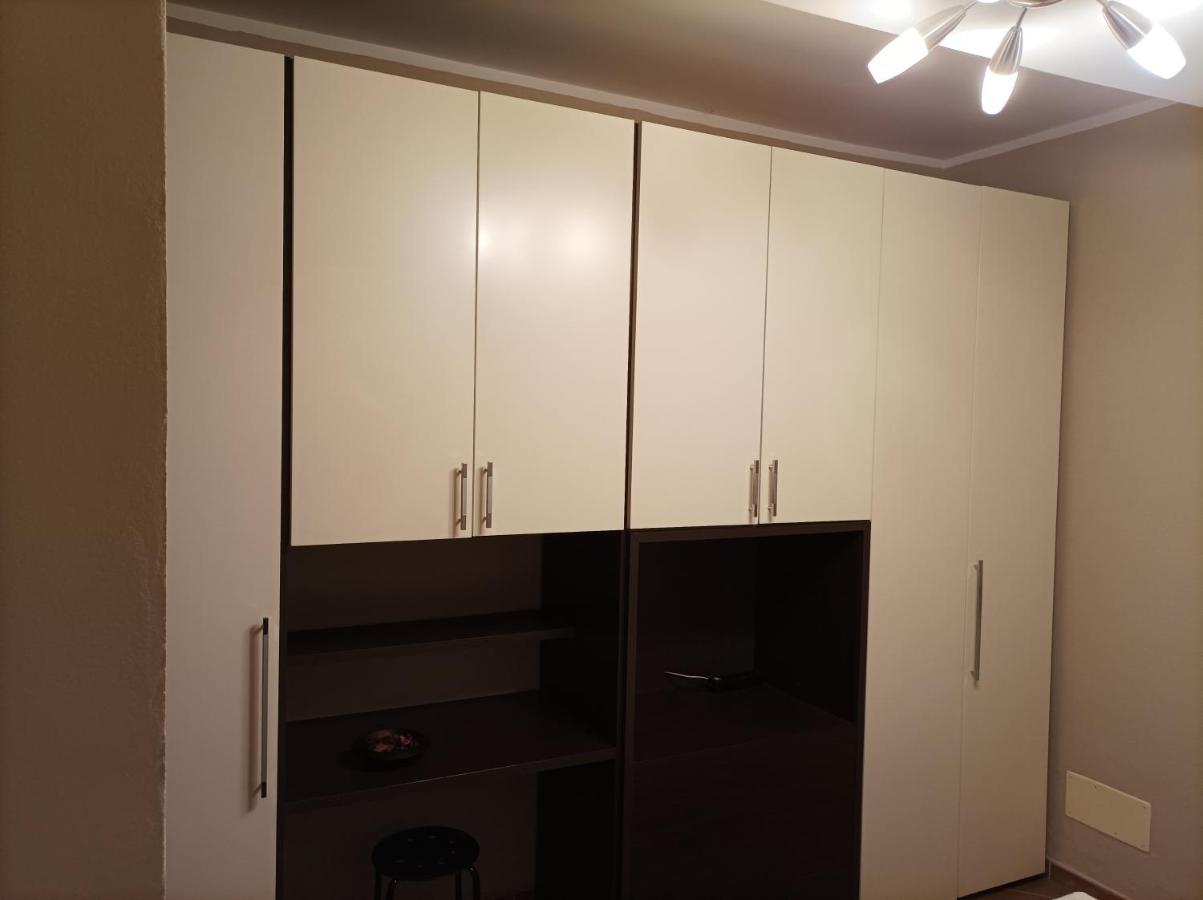Il Nido Apartment Алба Екстериор снимка