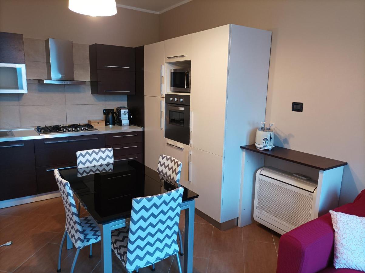 Il Nido Apartment Алба Екстериор снимка