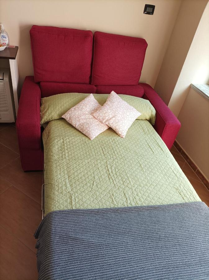 Il Nido Apartment Алба Екстериор снимка