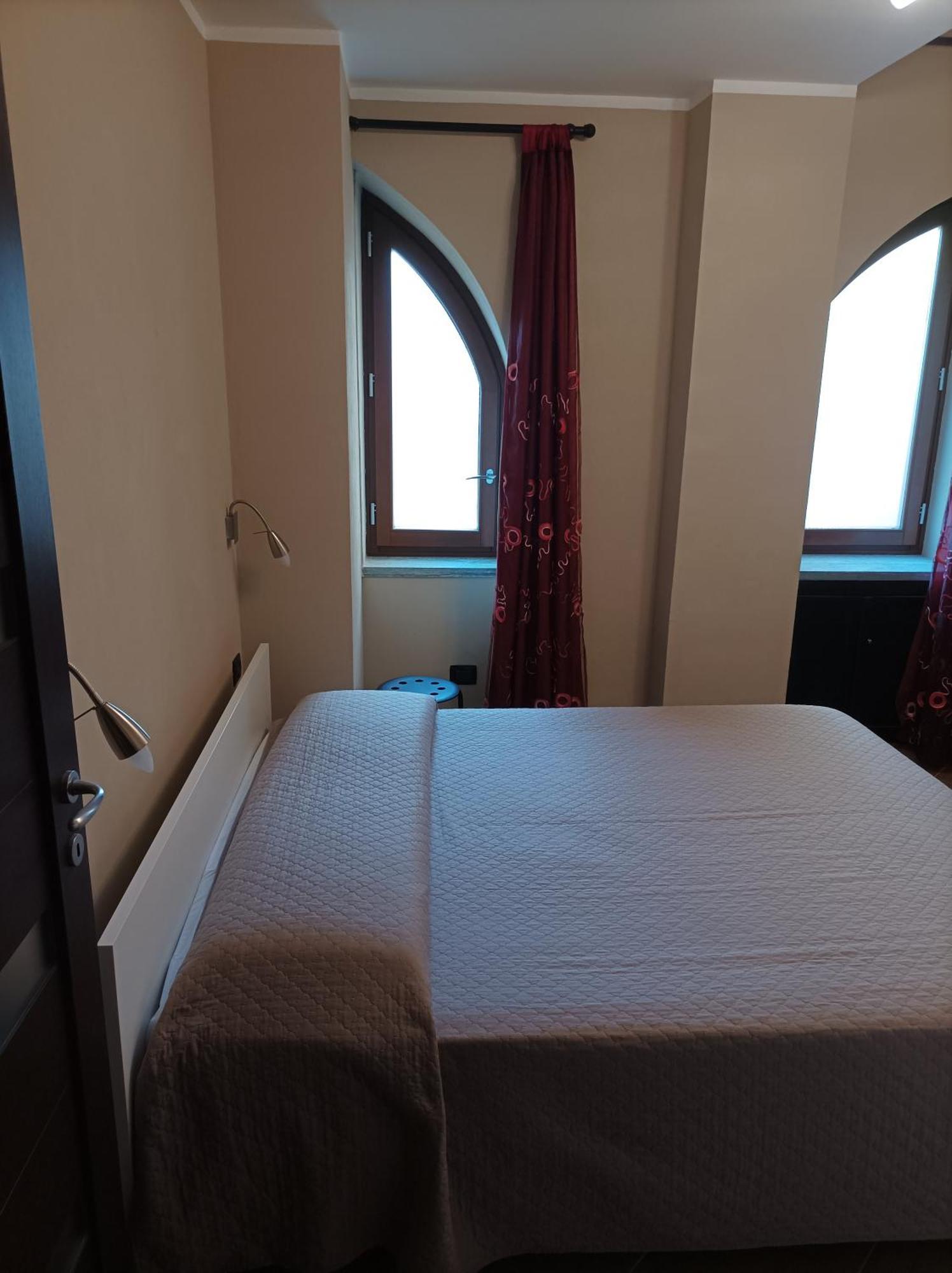 Il Nido Apartment Алба Екстериор снимка