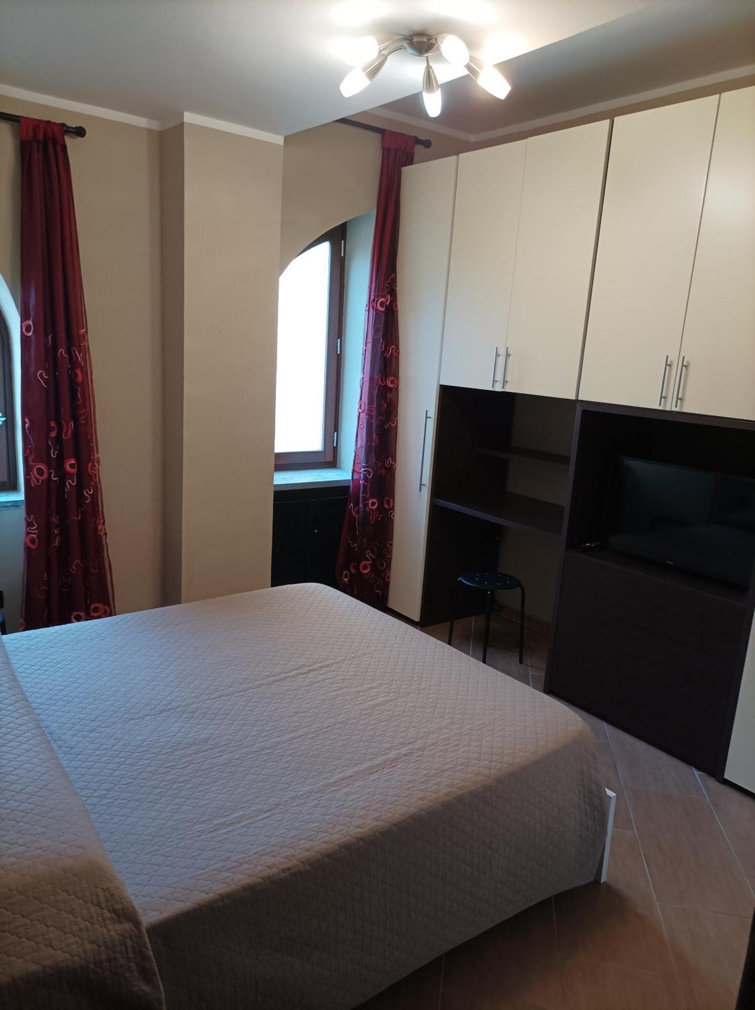 Il Nido Apartment Алба Екстериор снимка